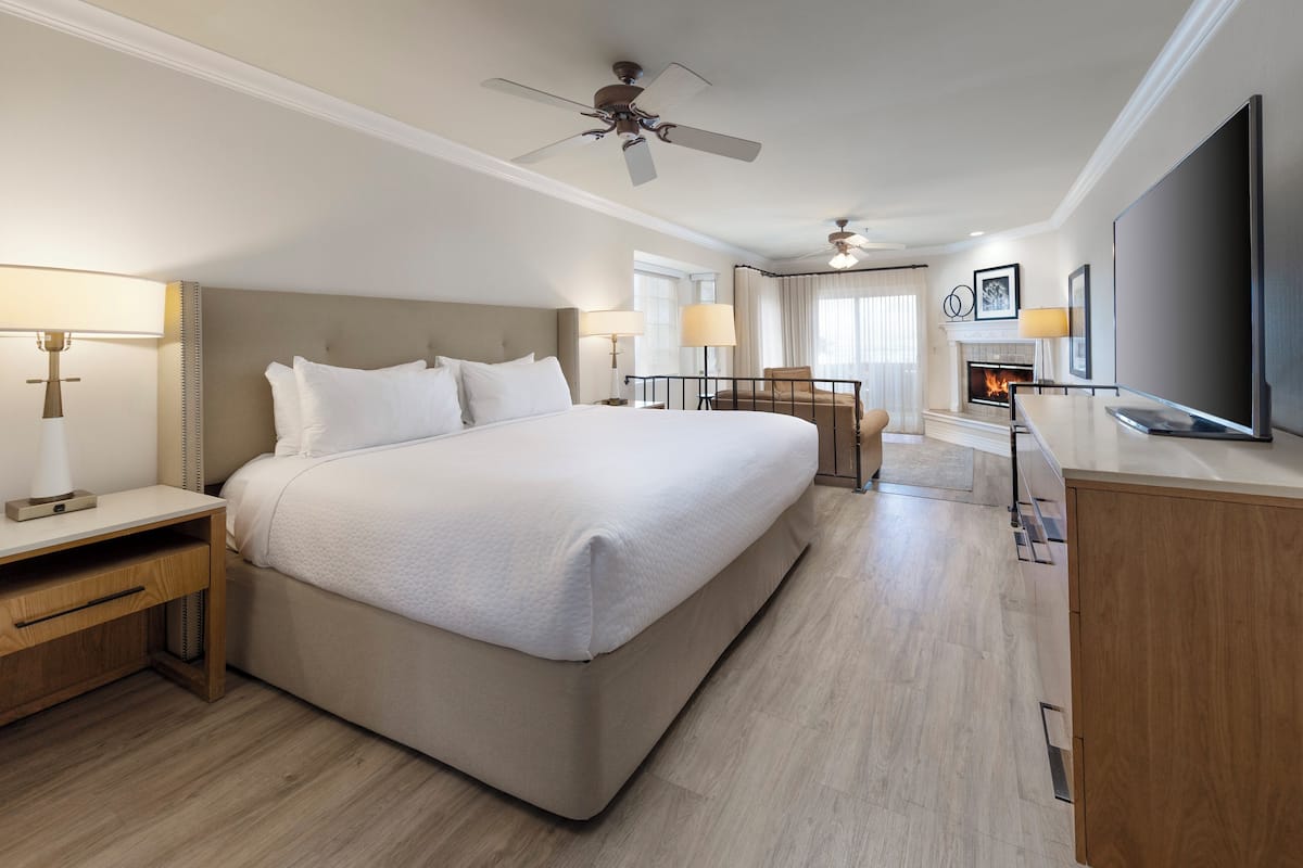 1 chambre, literie de qualité, lit avec matelas à plateau-coussin