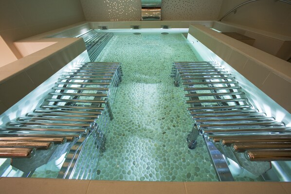 Sauna, steam room, Turkish bath/hammam, body treatments, hydrotherapy - K West Hotel and Spa (London)