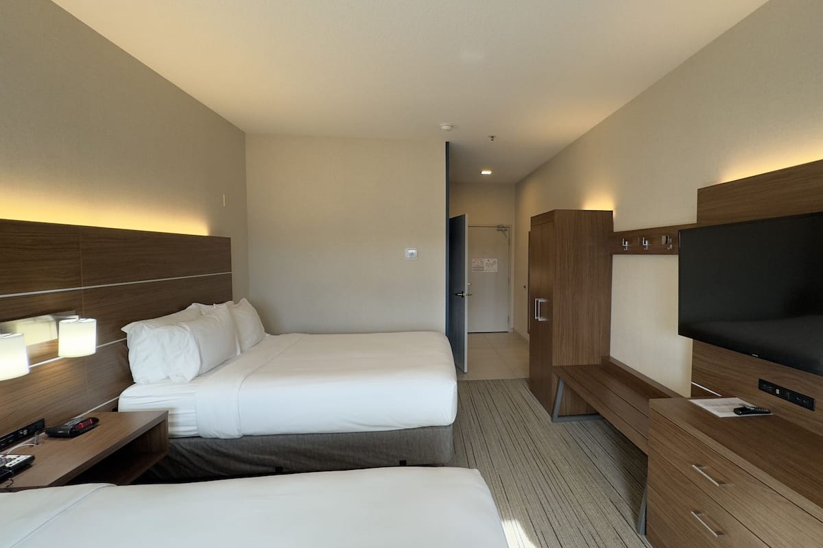 1 Schlafzimmer, Allergikerbettwaren, Zimmersafe, Schreibtisch