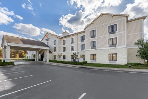 Holiday Inn Express and Suites Morehead by IHG