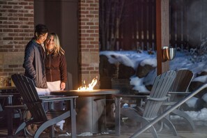 BBQ/picnic area - The Inn at Riverwalk (Edwards)