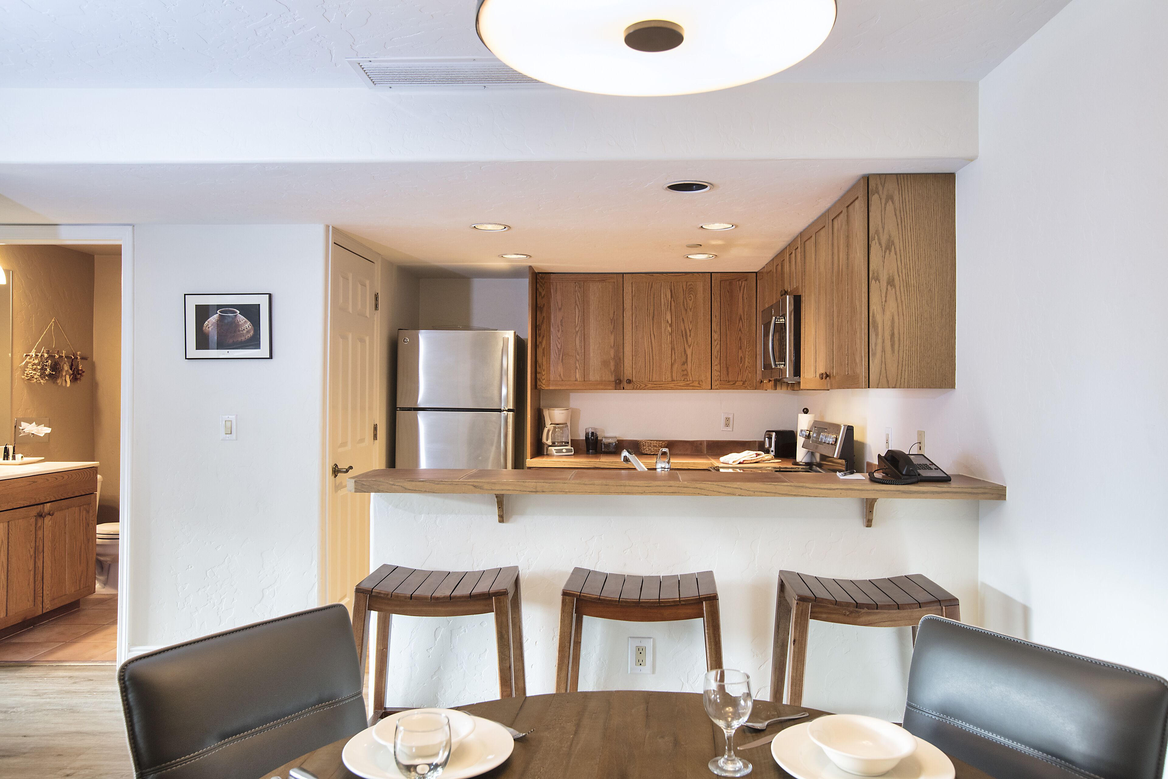 suite, 2 bedrooms | private kitchen | fridge, microwave, coffee/tea maker