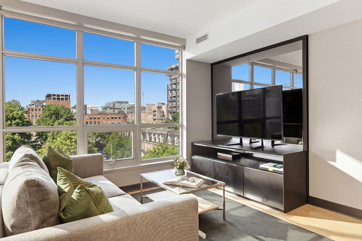 Suíte, 1 quarto (Residences) | Lençóis italianos Frette, roupas de cama premium, edredons de pluma