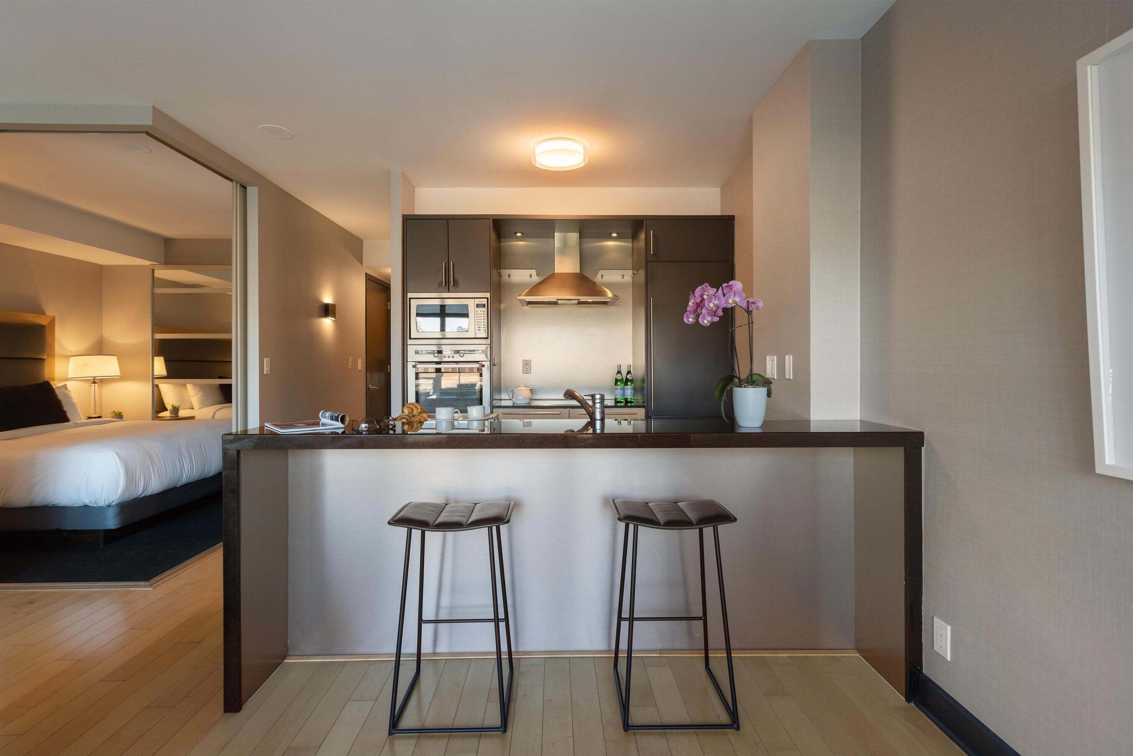 Suite, 2 Bedrooms (Residences) | Private kitchenette