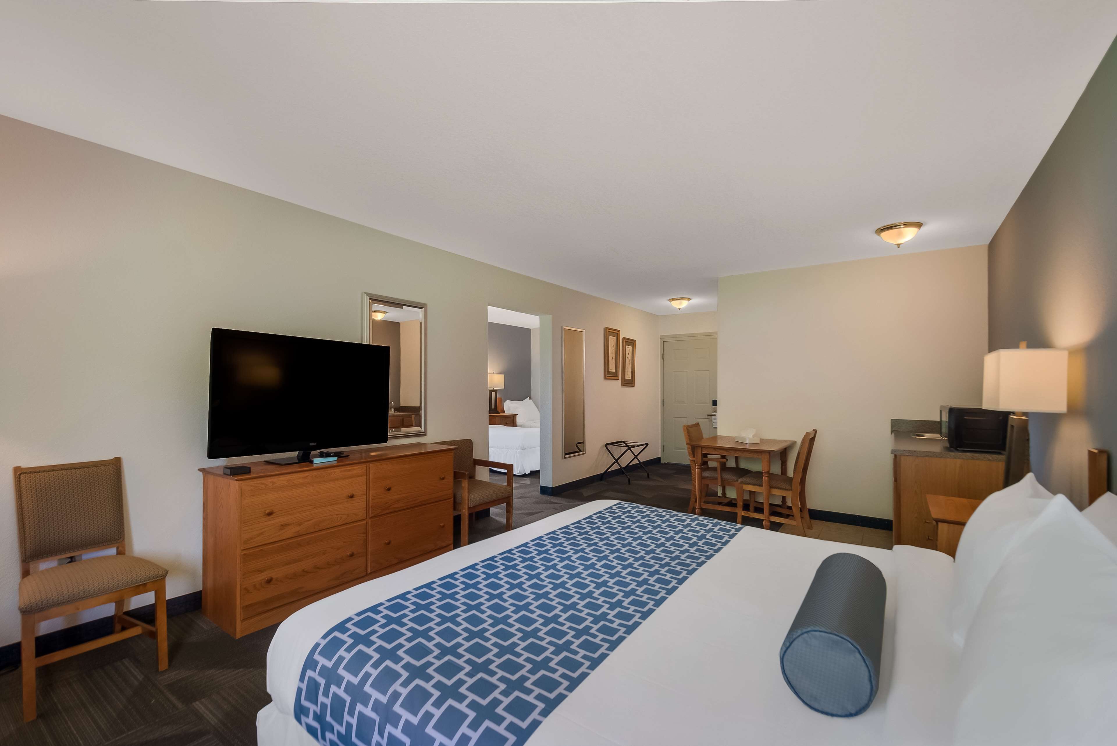 suite, multiple beds, non smoking, refrigerator & microwave | desk, iron/ironing board, cots/infant beds, rollaway beds