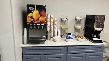 Free daily continental breakfast