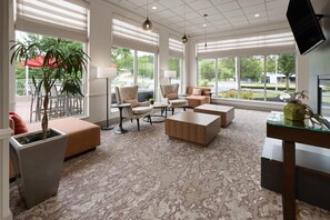 Lobby - Hilton Garden Inn State College (State College)