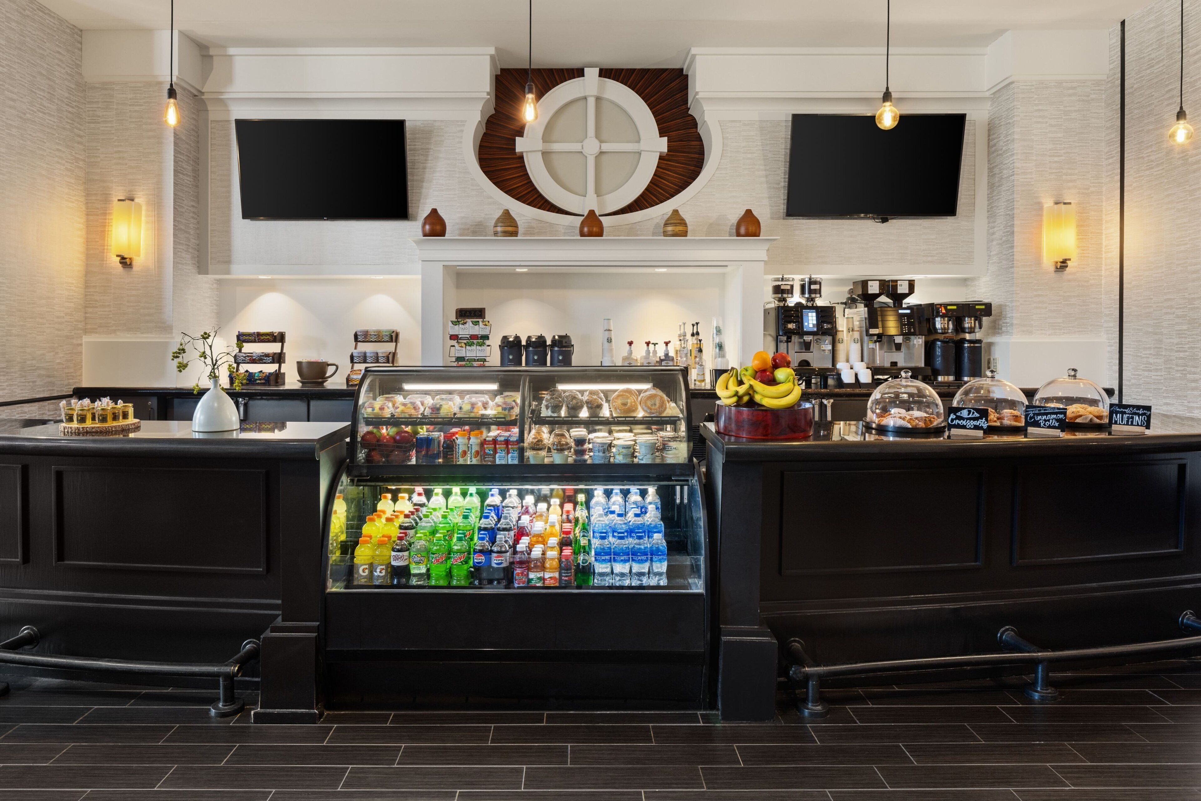 breakfast, lunch, dinner served; american cuisine