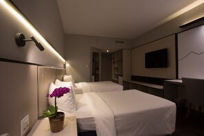 1 habitación, minibar, caja de seguridad en la habitación y escritorio