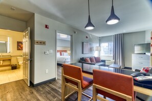 Suite, 1 Bedroom | Living area | TV, DVD player - Candlewood Suites New Bern by IHG (New Bern)