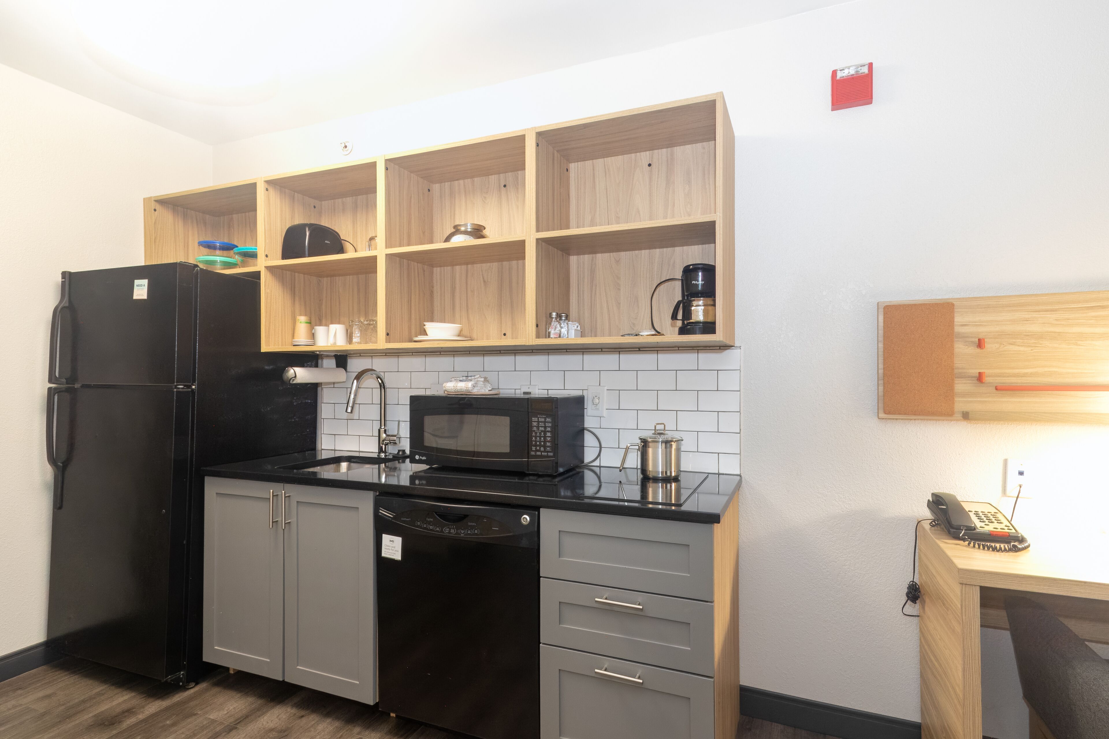 1 bedroom, premium bedding, individually furnished, desk