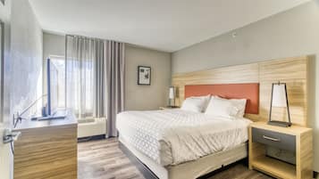 Premium bedding, individually furnished, desk, iron/ironing board
