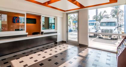 Motel 6 Bell Gardens, CA - Los Angeles