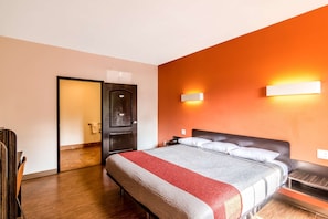 Bed sheets - Motel 6 Bell Gardens, CA - Los Angeles (Bell Gardens)