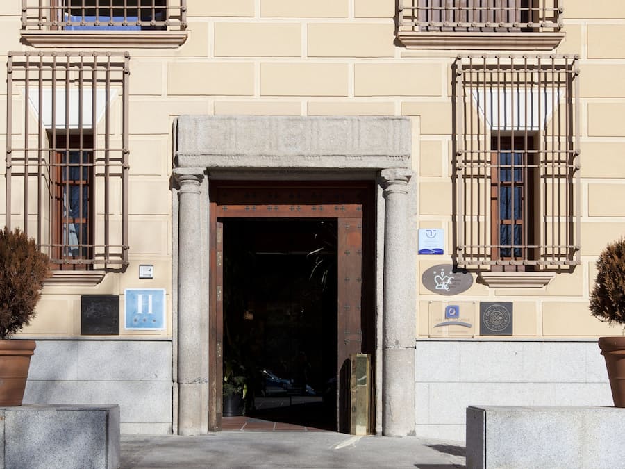 Entrada al alojamiento