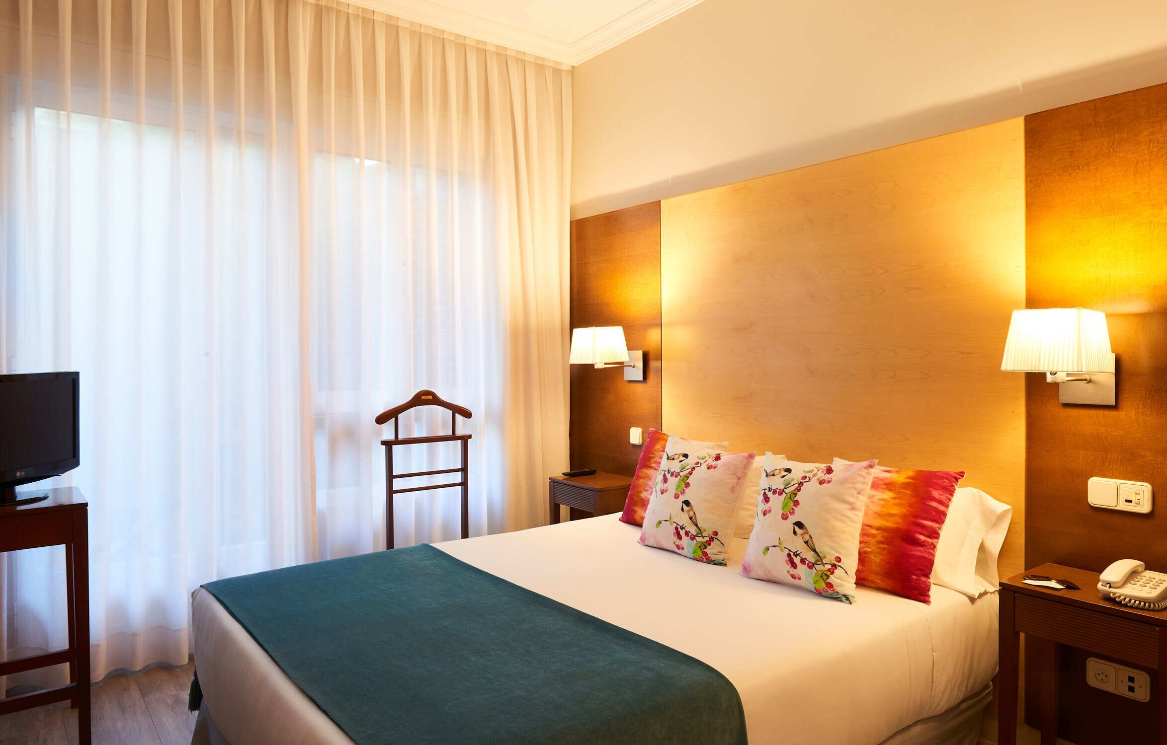 Minibar, in-room safe, desk, blackout curtains