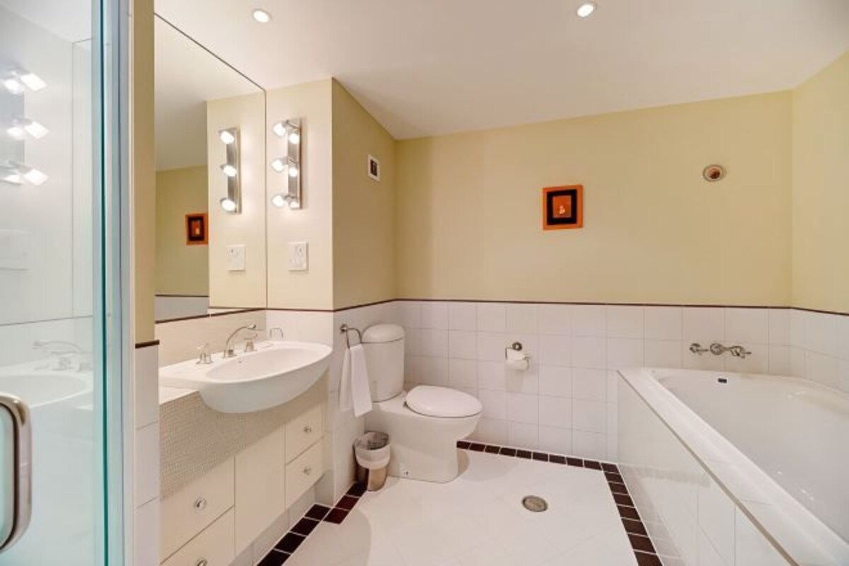 Twin Room with Lake View