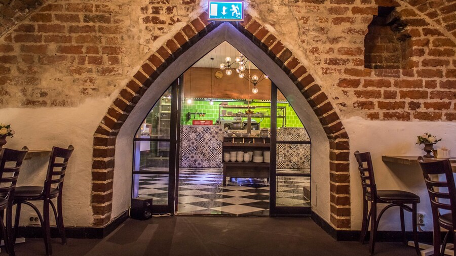 Mayfair Hotel Tunneln