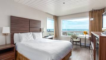Classic Room, 1 King Bed, Ocean View, Beachfront | Blackout drapes, iron/ironing board, cribs/infant beds, rollaway beds