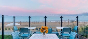 Seashore Inn on the Beach