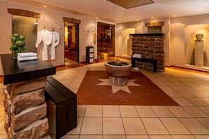 Sauna, steam room, body treatments, body wraps, body scrubs, facials
