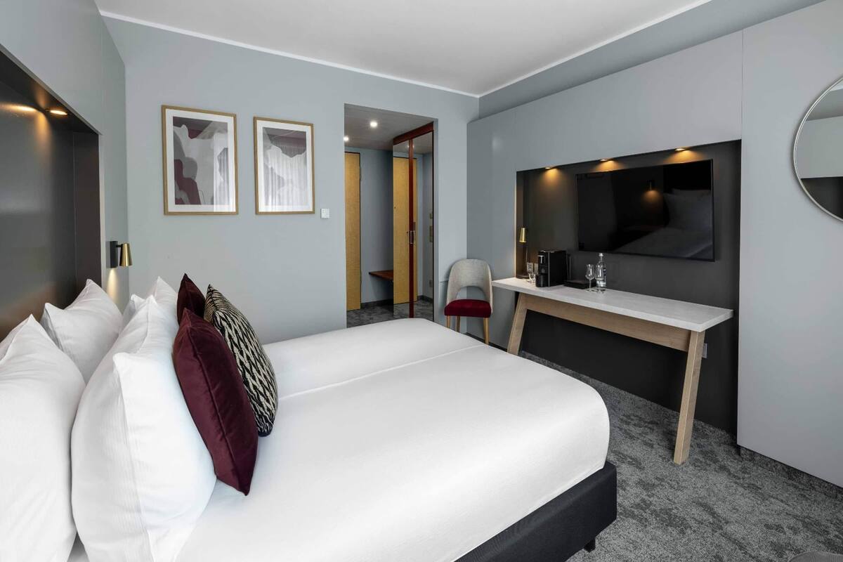 In-room safe, desk, soundproofing, free cots/infant beds