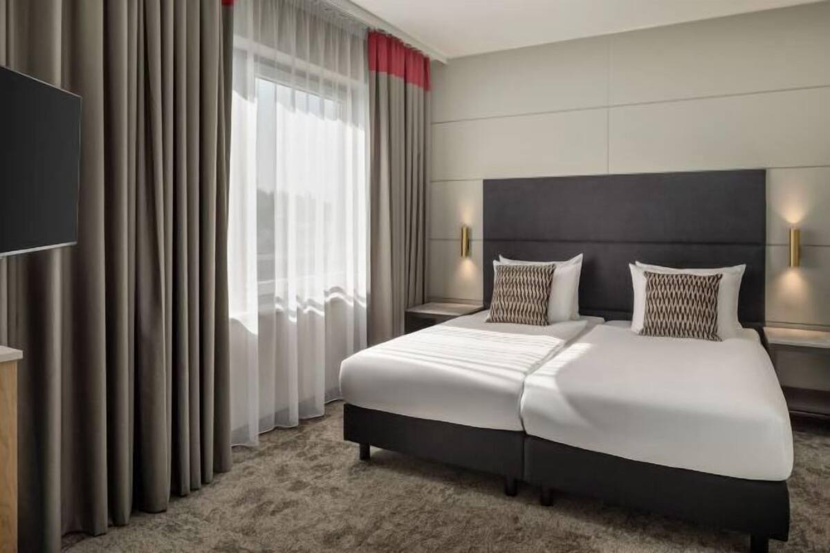 In-room safe, desk, soundproofing, free cots/infant beds