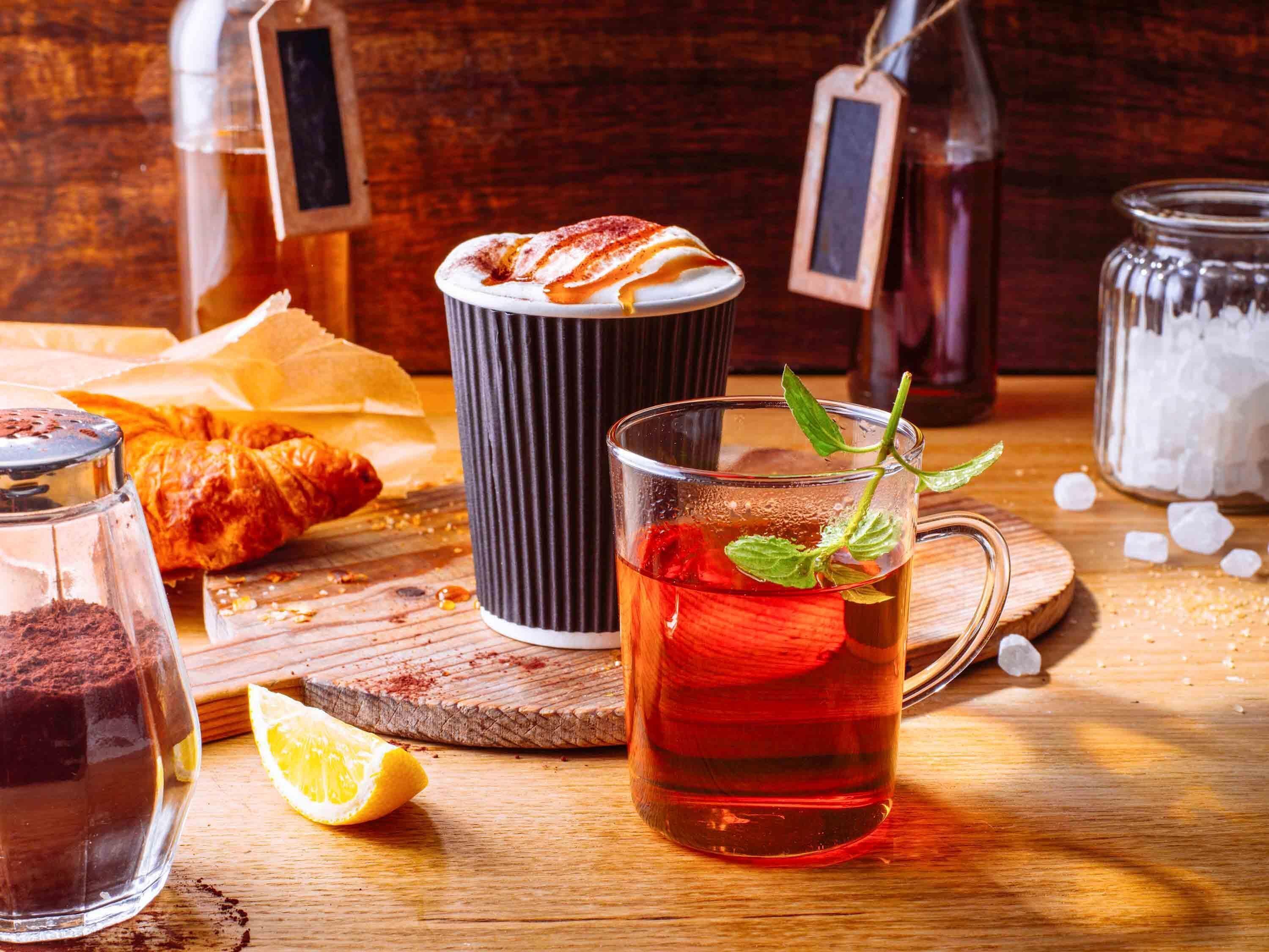 Petit déjeuner buffet (18 EUR par personne)