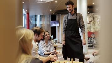 Bar (in der Unterkunft)