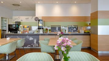 Daily buffet breakfast (EUR 17.00 per person)