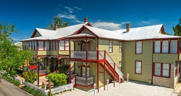 Front of property - Victorian House Bed & Breakfast (St. Augustine)
