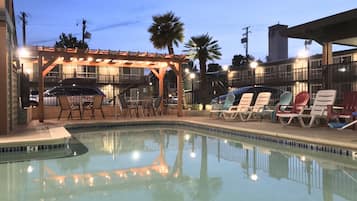 Seasonal outdoor pool