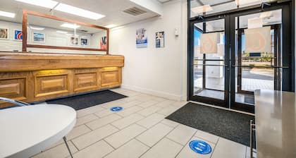 Motel 6 Florence, SC
