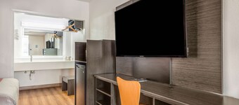 Motel 6 Florence, SC