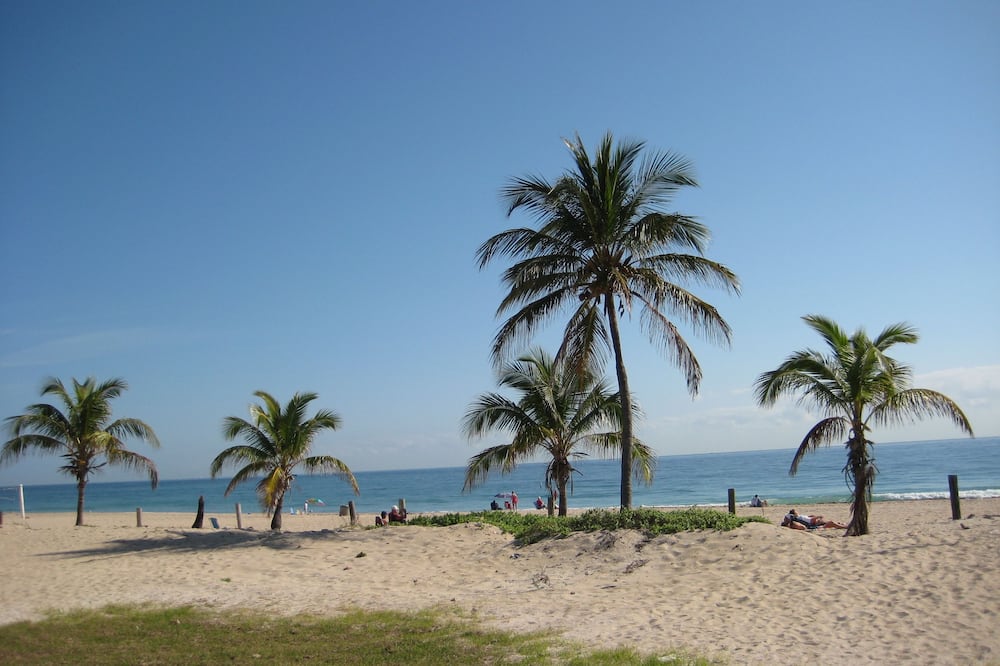 Surf Side Resort