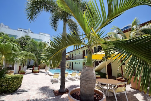 Surf Side Resort