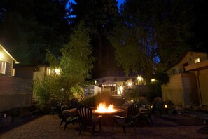 Property grounds - Cottages on River Road (Guerneville)