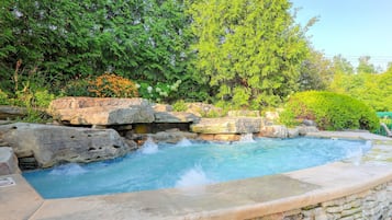 Indoor pool, seasonal outdoor pool, pool umbrellas, sun loungers