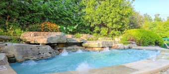 Quality Inn Near the Island Pigeon Forge