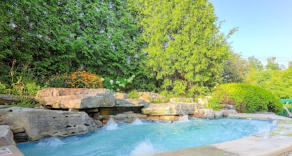 Quality Inn Near the Island Pigeon Forge