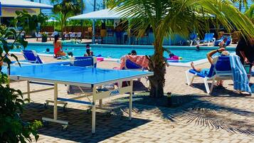 Outdoor pool, sun loungers