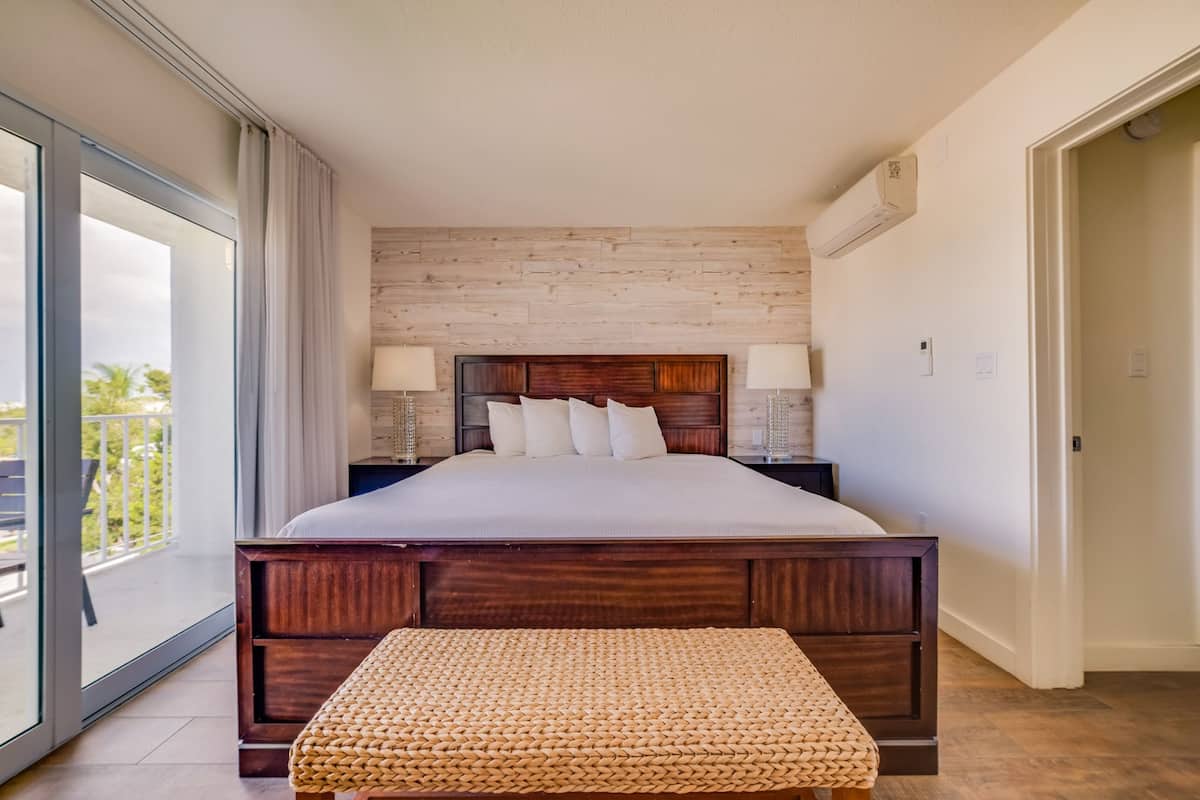 1 Schlafzimmer, Schreibtisch, Bügeleisen/Bügelbrett, Bettwäsche