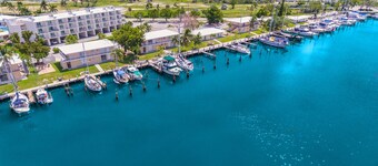 Skipjack Resort & Marina