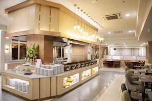 Daily buffet breakfast (THB 360 per person)
