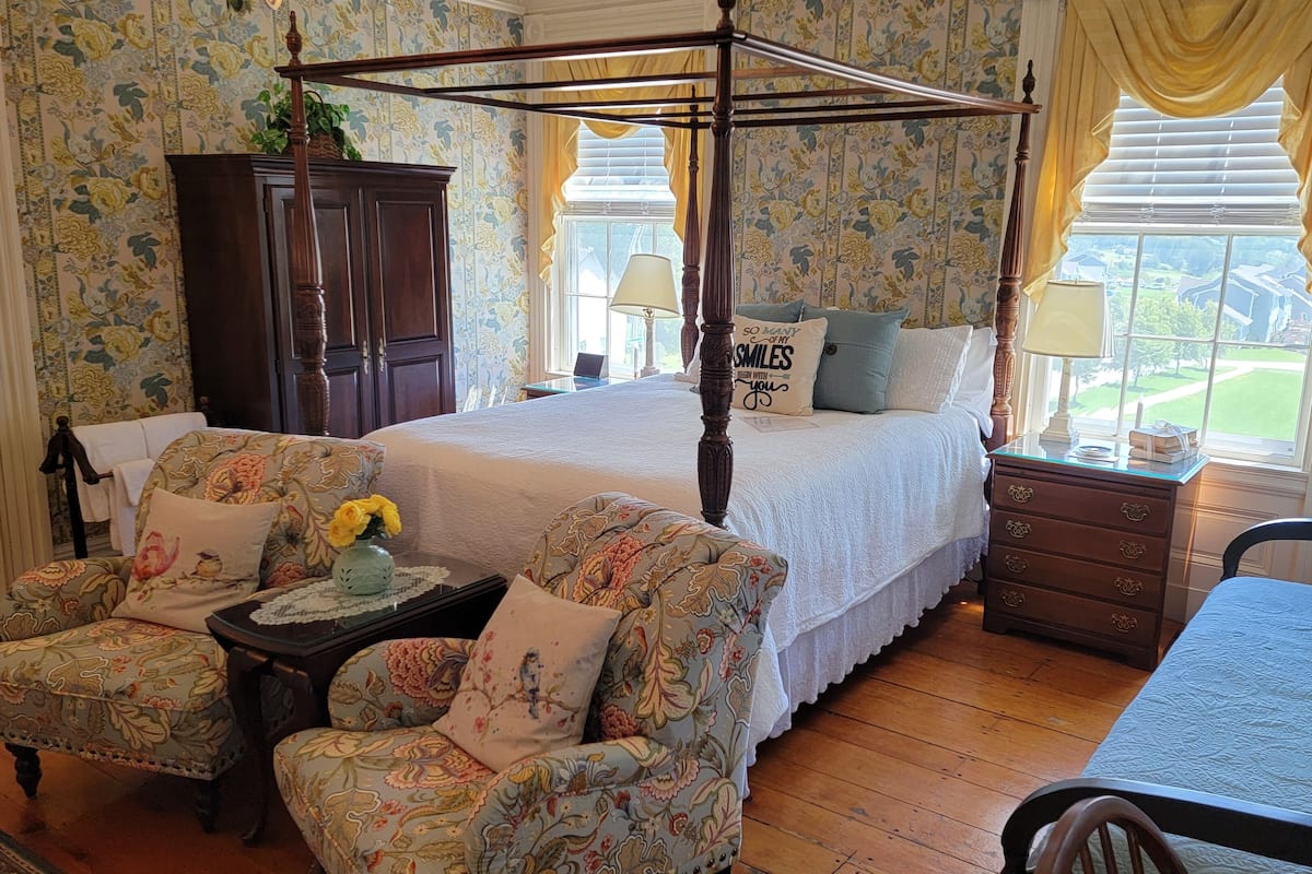 Chambre Classique, plusieurs lits (EMPIRE)