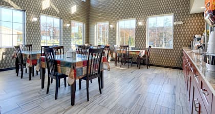 Rodeway Inn & Suites Ithaca South