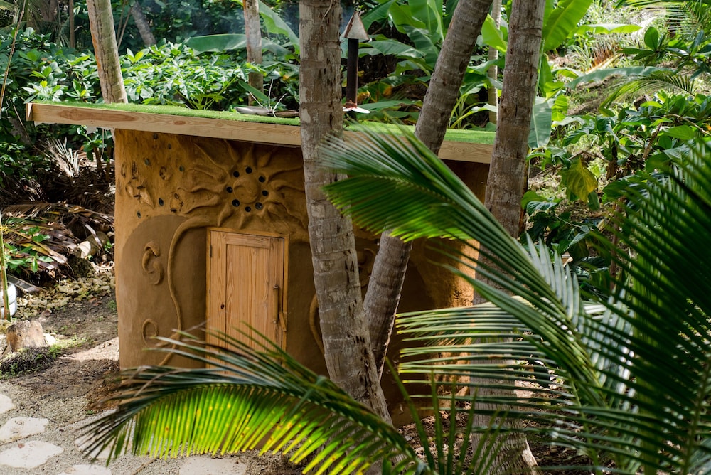 ECO Lifestyle & Lodge by null