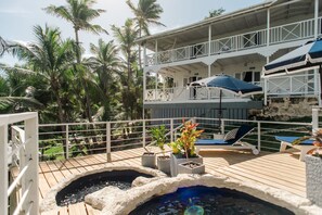 Sun deck