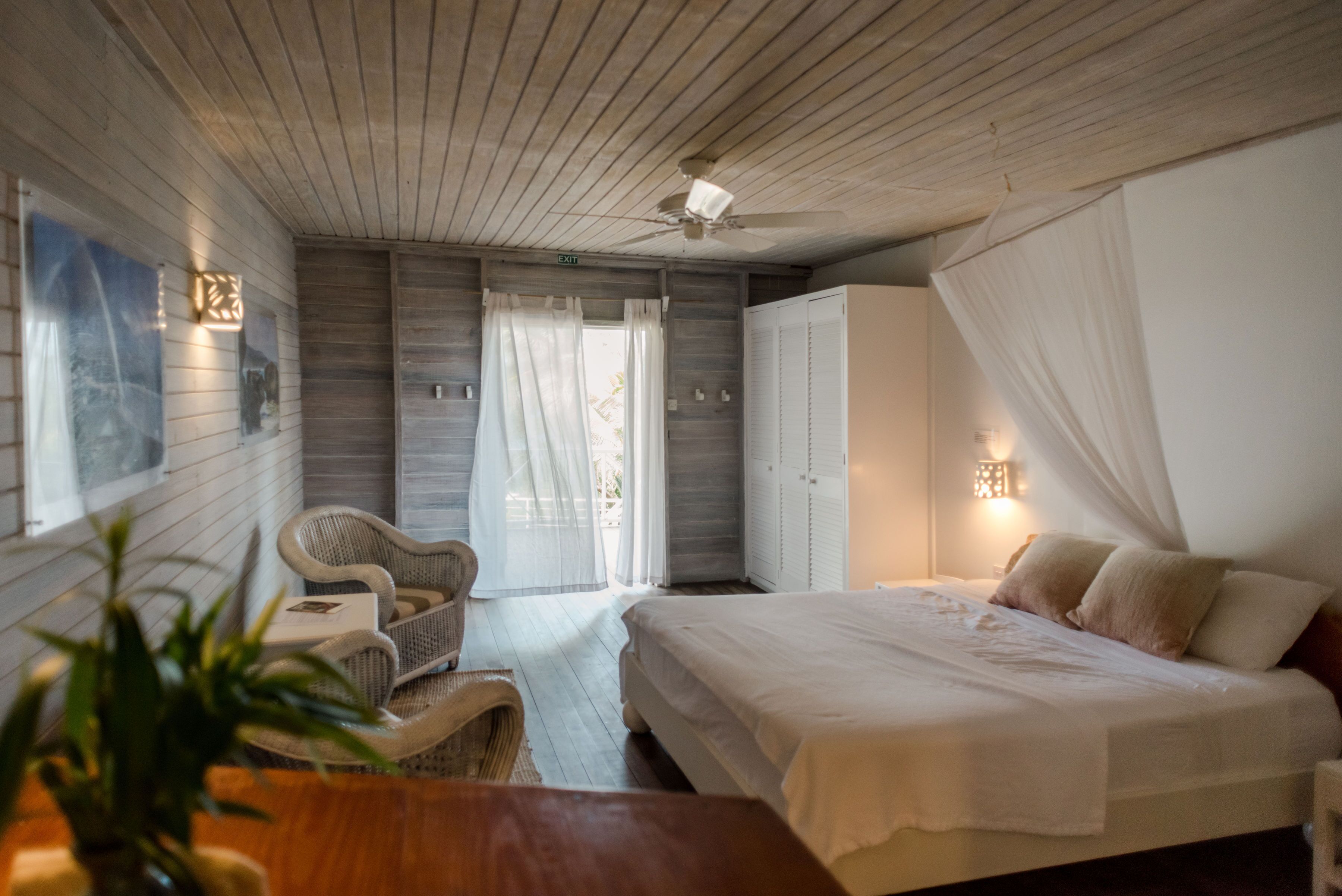 Studio, 1 Queen Bed (Main House) | Premium bedding, free minibar items, in-room safe