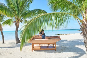 Body treatments, aromatherapy, deep-tissue massages, sports massages - Tiamo Resort (Driggs Hill)